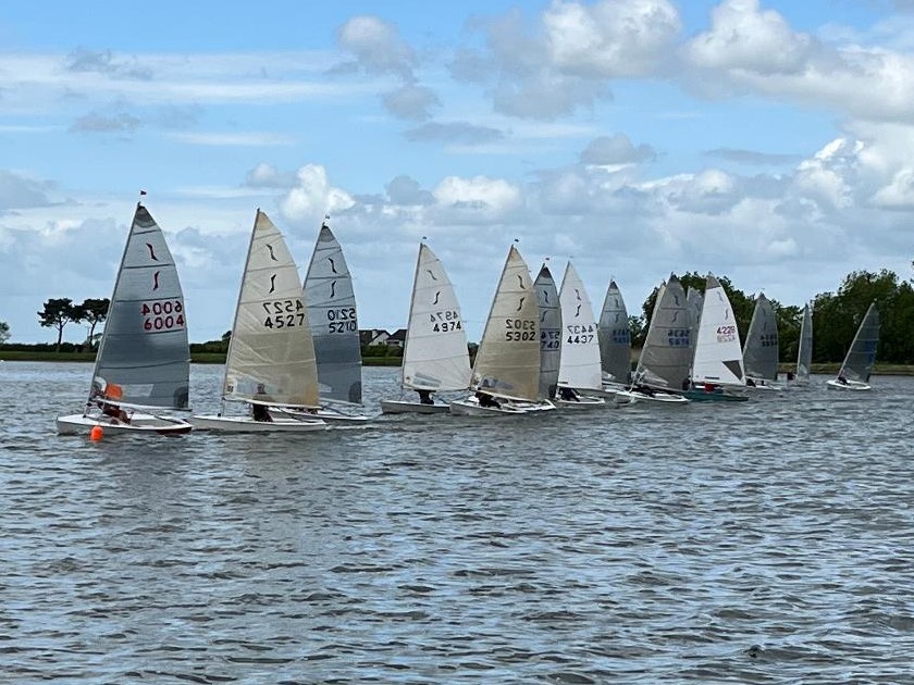 Solo Dinghy racing at south staffs sailing club